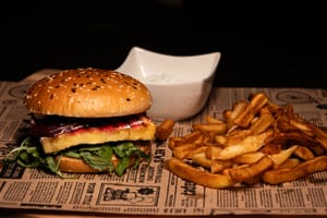 Halloumi Harmony Burger