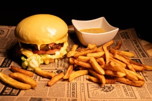 Ultimate Extra Cheese Burger